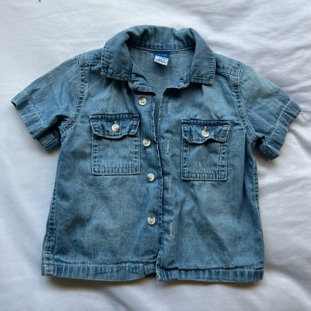 Old Navy Denim Button Down Short Sleeved Shirt